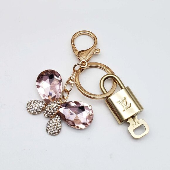 Authentic Louis Vuitton Lock & Key with Unbranded Butterfly Charm, Keychain - Picture 5 of 6